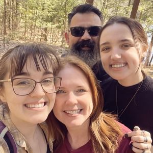 Meet your Posher, Cindy